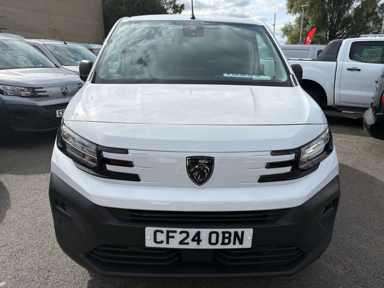 A 2024 PEUGEOT PARTNER White 1.5 BlueHDi 1000 Professional SWB Van, 15,000 miles, Euro 6, 6-Speed A 2024 PEUGEOT PARTNER White 1.5 BlueHDi 1000 Professional SWB Van, 15,000 miles, Euro 6, 6-Speed