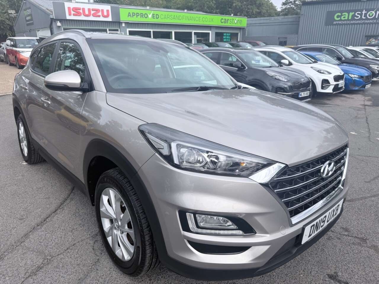 A 2019 HYUNDAI TUCSON 1.6 GDi SE Nav SUV, 71,000 miles, Euro 6, 6-Speed manual, Sat nav, CarPlay/ A 2019 HYUNDAI TUCSON 1.6 GDi SE Nav SUV, 71,000 miles, Euro 6, 6-Speed manual, Sat nav, CarPlay/