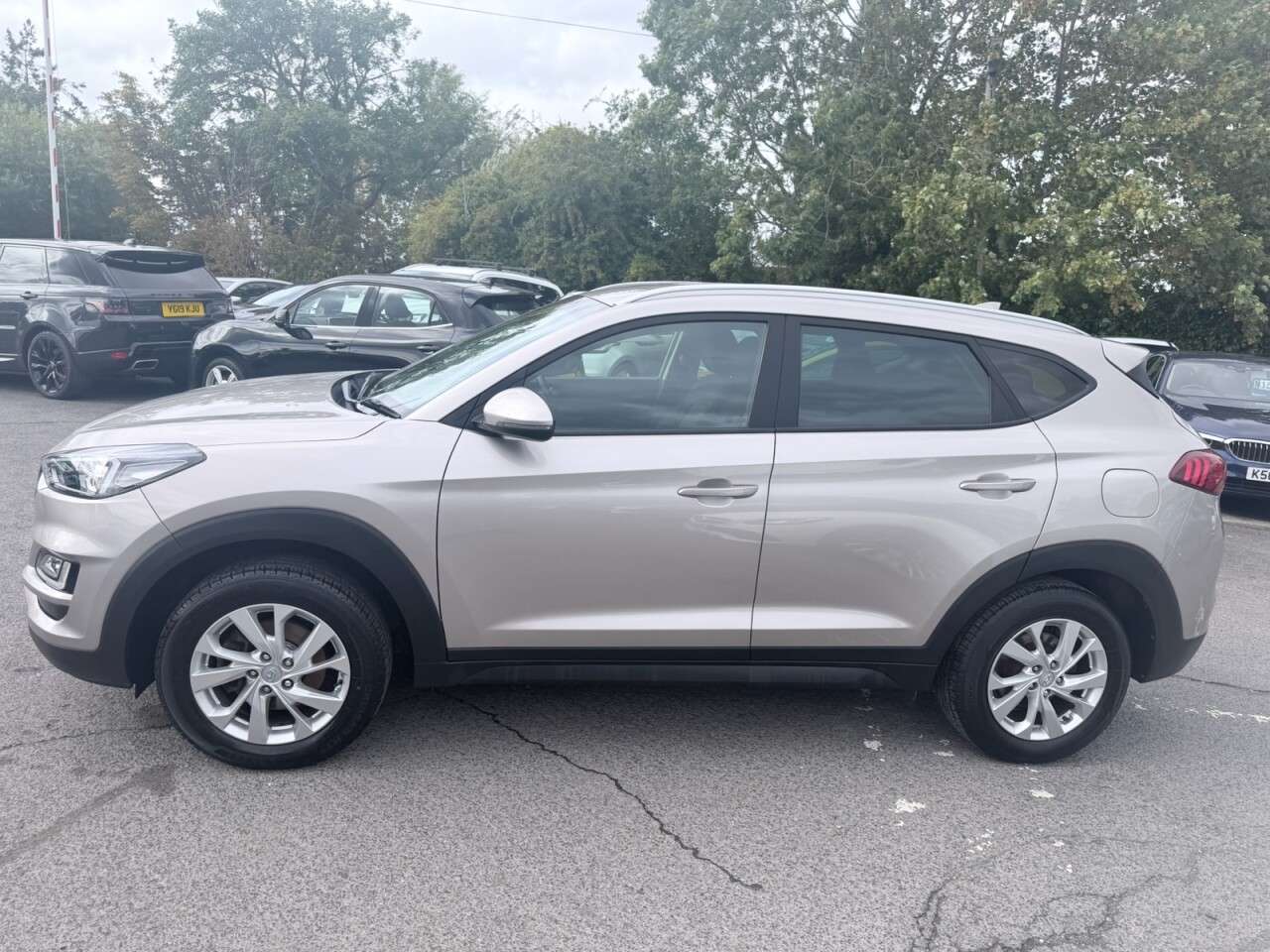 A 2019 HYUNDAI TUCSON 1.6 GDi SE Nav SUV, 71,000 miles, Euro 6, 6-Speed manual, Sat nav, CarPlay/ A 2019 HYUNDAI TUCSON 1.6 GDi SE Nav SUV, 71,000 miles, Euro 6, 6-Speed manual, Sat nav, CarPlay/