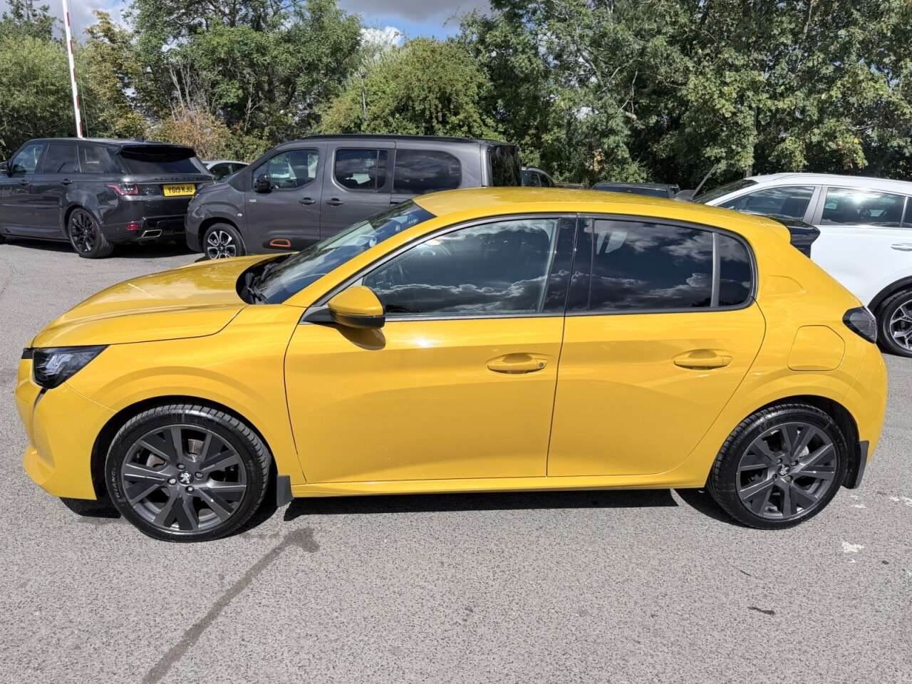 2020 PEUGEOT 208 2020 PEUGEOT 208