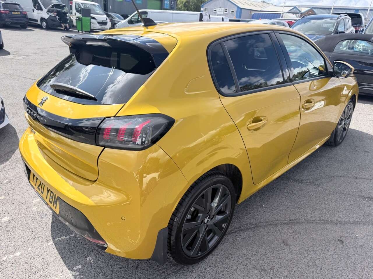 2020 PEUGEOT 208 2020 PEUGEOT 208