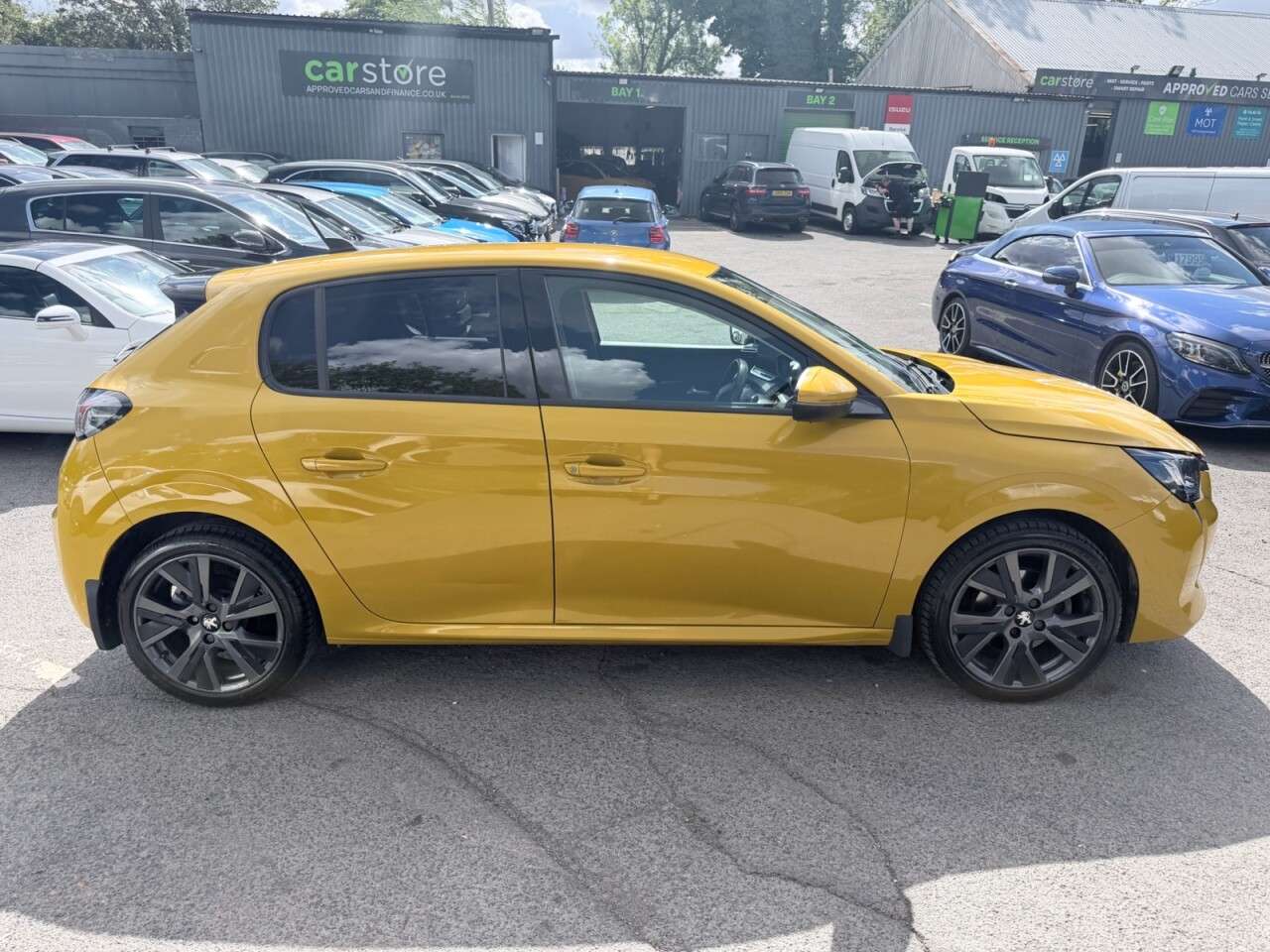 2020 PEUGEOT 208 2020 PEUGEOT 208