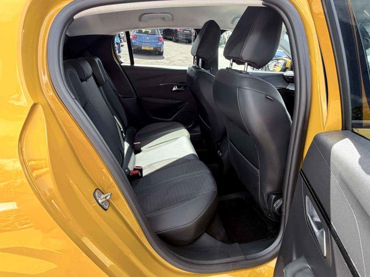 2020 PEUGEOT 208 2020 PEUGEOT 208