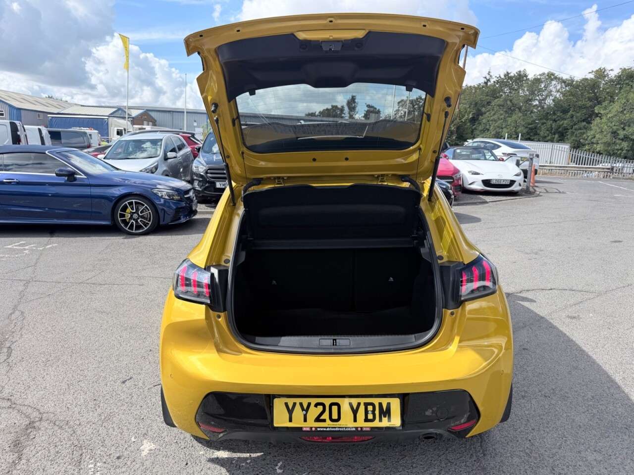 2020 PEUGEOT 208 2020 PEUGEOT 208