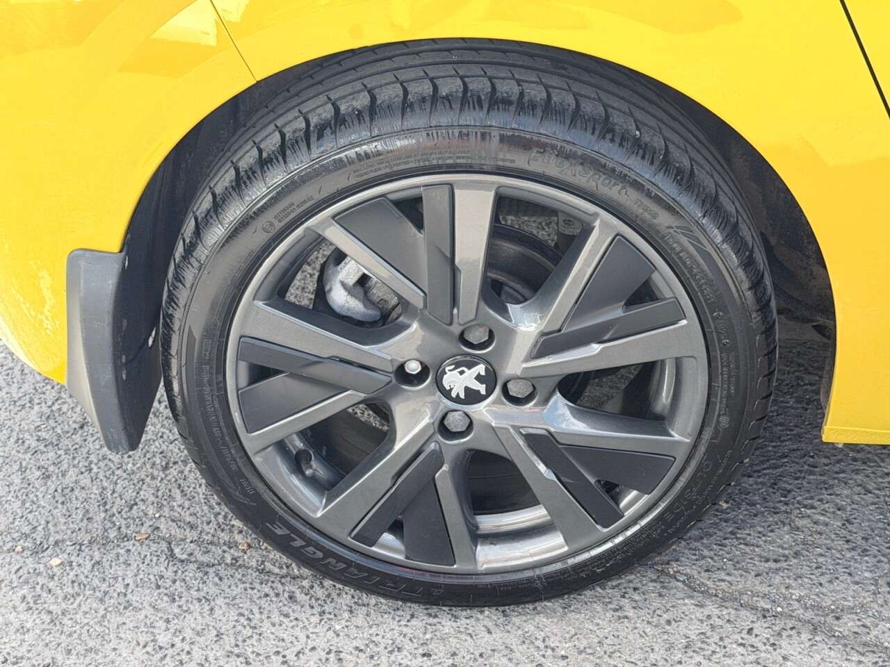 2020 PEUGEOT 208 2020 PEUGEOT 208