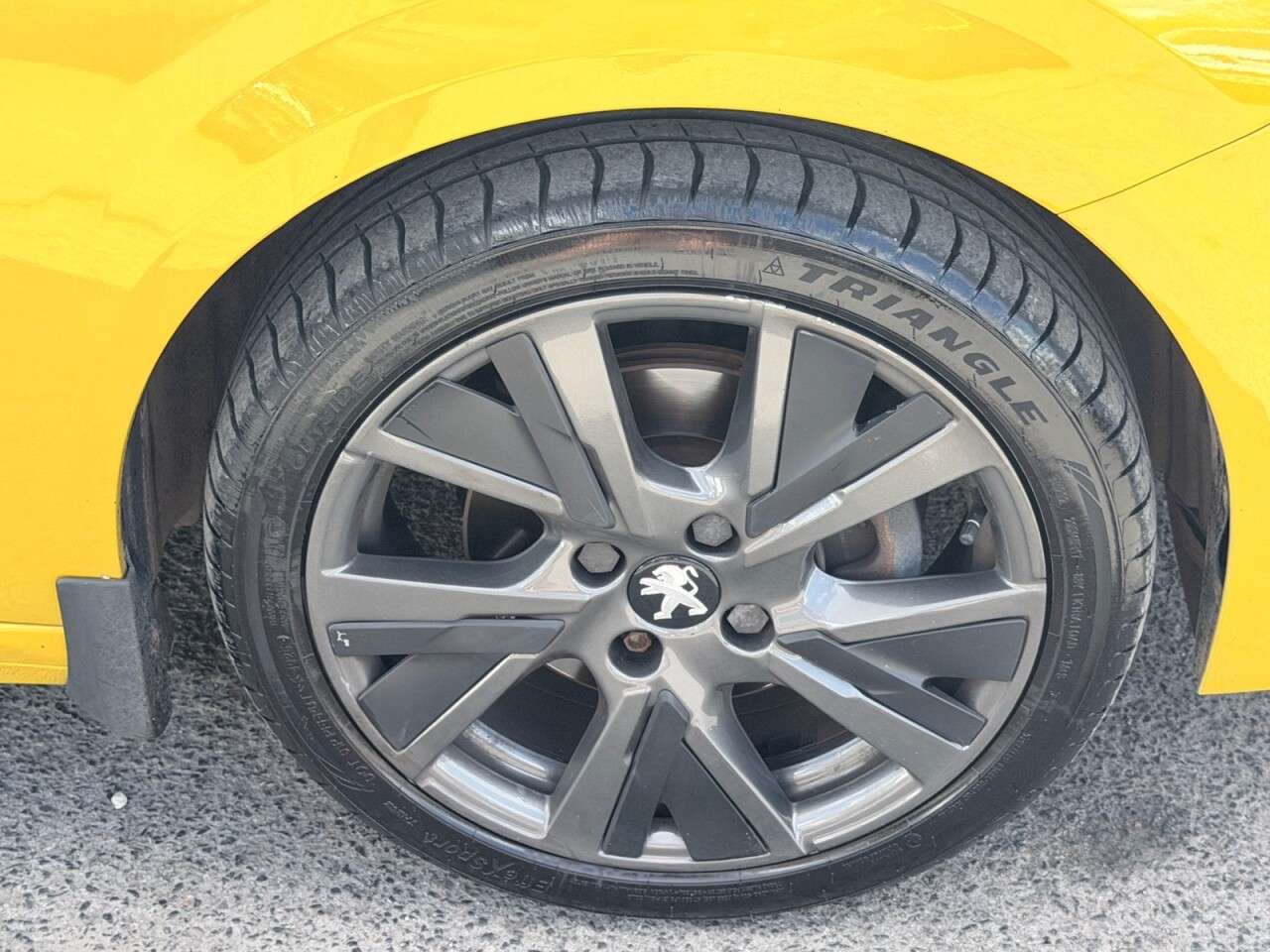 2020 PEUGEOT 208 2020 PEUGEOT 208