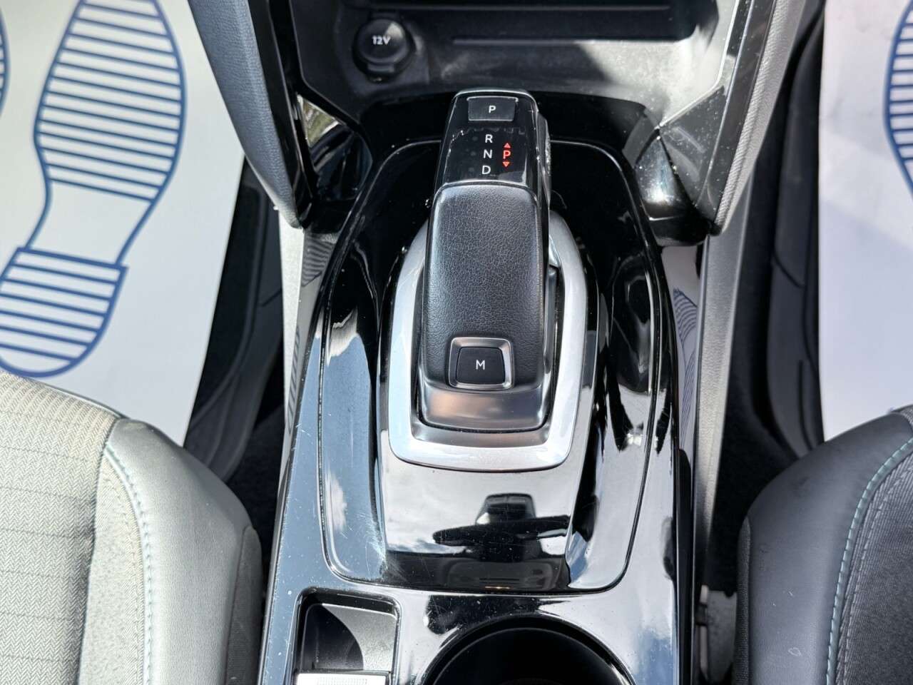 2020 PEUGEOT 208 2020 PEUGEOT 208