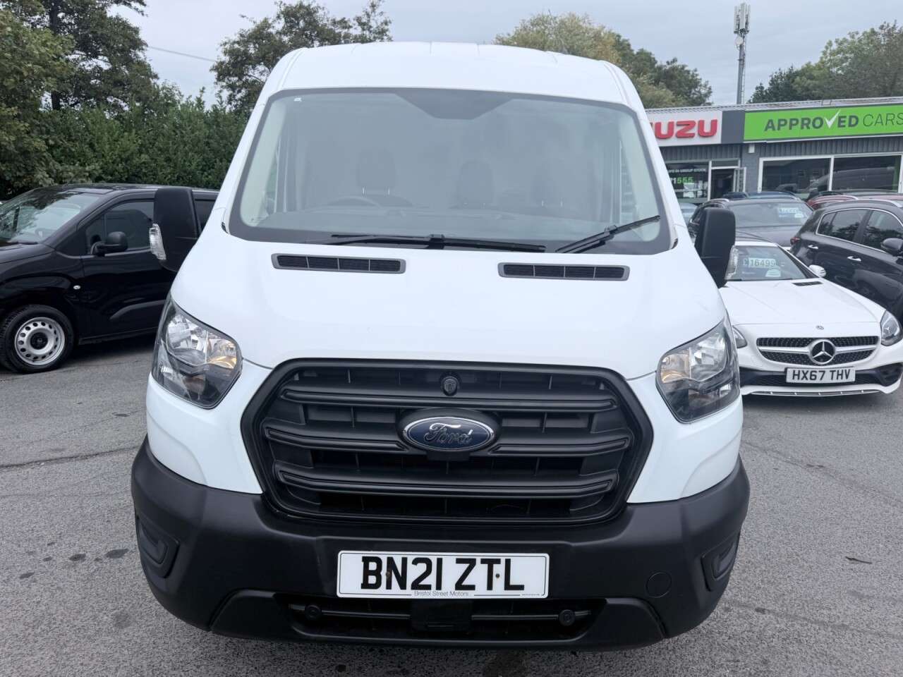A 2021 FORD TRANSIT White 2.0 350 EcoBlue MHEV Leader L3 H2 Van, 59,110 miles, Euro 6, 6-speed A 2021 FORD TRANSIT White 2.0 350 EcoBlue MHEV Leader L3 H2 Van, 59,110 miles, Euro 6, 6-speed