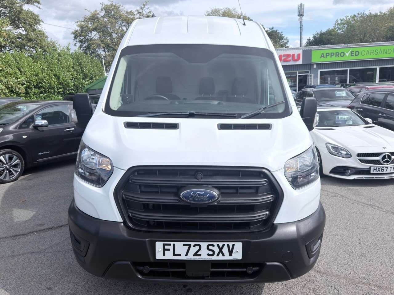 A 2022 FORD TRANSIT White 2.0 350 EcoBlue Leader L3 H3 Van, 48,500 miles, Euro 6, 6-Speed manua A 2022 FORD TRANSIT White 2.0 350 EcoBlue Leader L3 H3 Van, 48,500 miles, Euro 6, 6-Speed manua