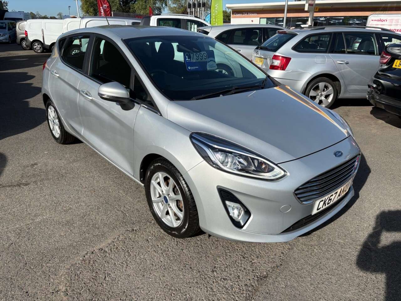 A 2017 FORD FIESTA Silver 1.0T EcoBoost Zetec, 30,200 miles, Euro 6, 5-Speed manual, 15in Allo A 2017 FORD FIESTA Silver 1.0T EcoBoost Zetec, 30,200 miles, Euro 6, 5-Speed manual, 15in Allo