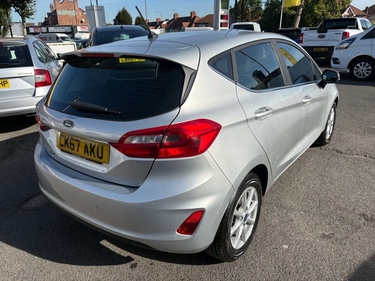 A 2017 FORD FIESTA Silver 1.0T EcoBoost Zetec, 30,200 miles, Euro 6, 5-Speed manual, 15in Allo A 2017 FORD FIESTA Silver 1.0T EcoBoost Zetec, 30,200 miles, Euro 6, 5-Speed manual, 15in Allo