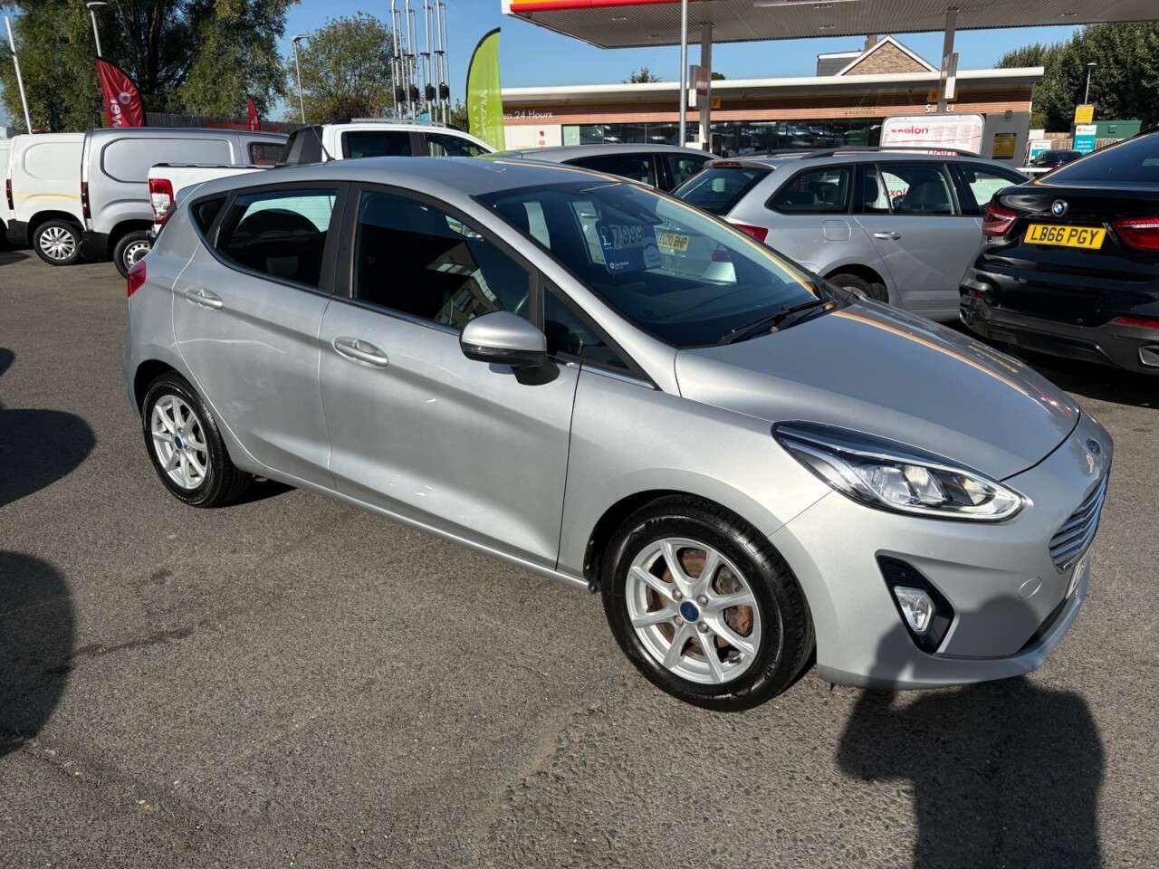 A 2017 FORD FIESTA Silver 1.0T EcoBoost Zetec, 30,200 miles, Euro 6, 5-Speed manual, 15in Allo A 2017 FORD FIESTA Silver 1.0T EcoBoost Zetec, 30,200 miles, Euro 6, 5-Speed manual, 15in Allo