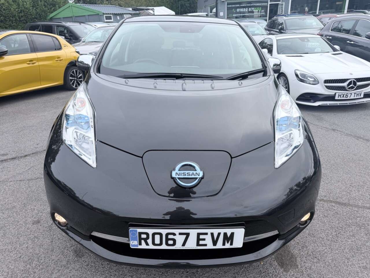A 2017 NISSAN LEAF Black 30kWh Tekna EV, 33,600 miles, Automatic, Sat nav, 360° cameras, Bose A 2017 NISSAN LEAF Black 30kWh Tekna EV, 33,600 miles, Automatic, Sat nav, 360° cameras, Bose