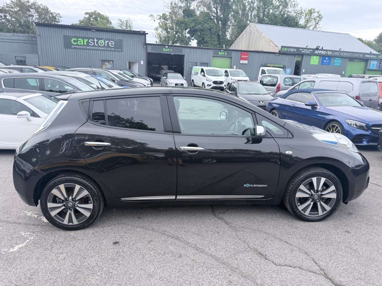 2017 NISSAN LEAF 2017 NISSAN LEAF