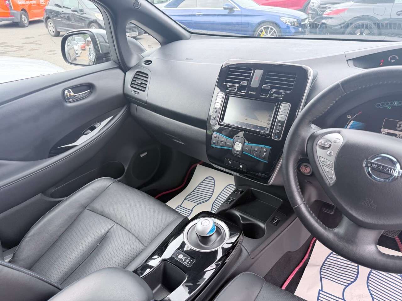 2017 NISSAN LEAF 2017 NISSAN LEAF