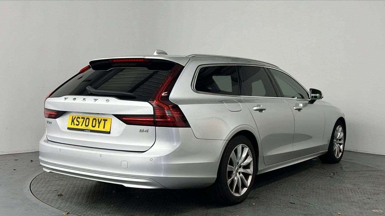 2020 VOLVO V90 2020 VOLVO V90