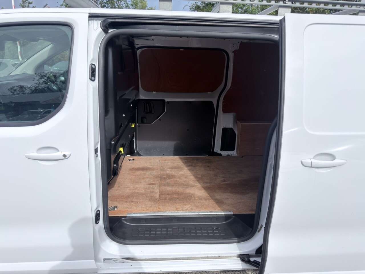 2022 VAUXHALL VIVARO 2022 VAUXHALL VIVARO