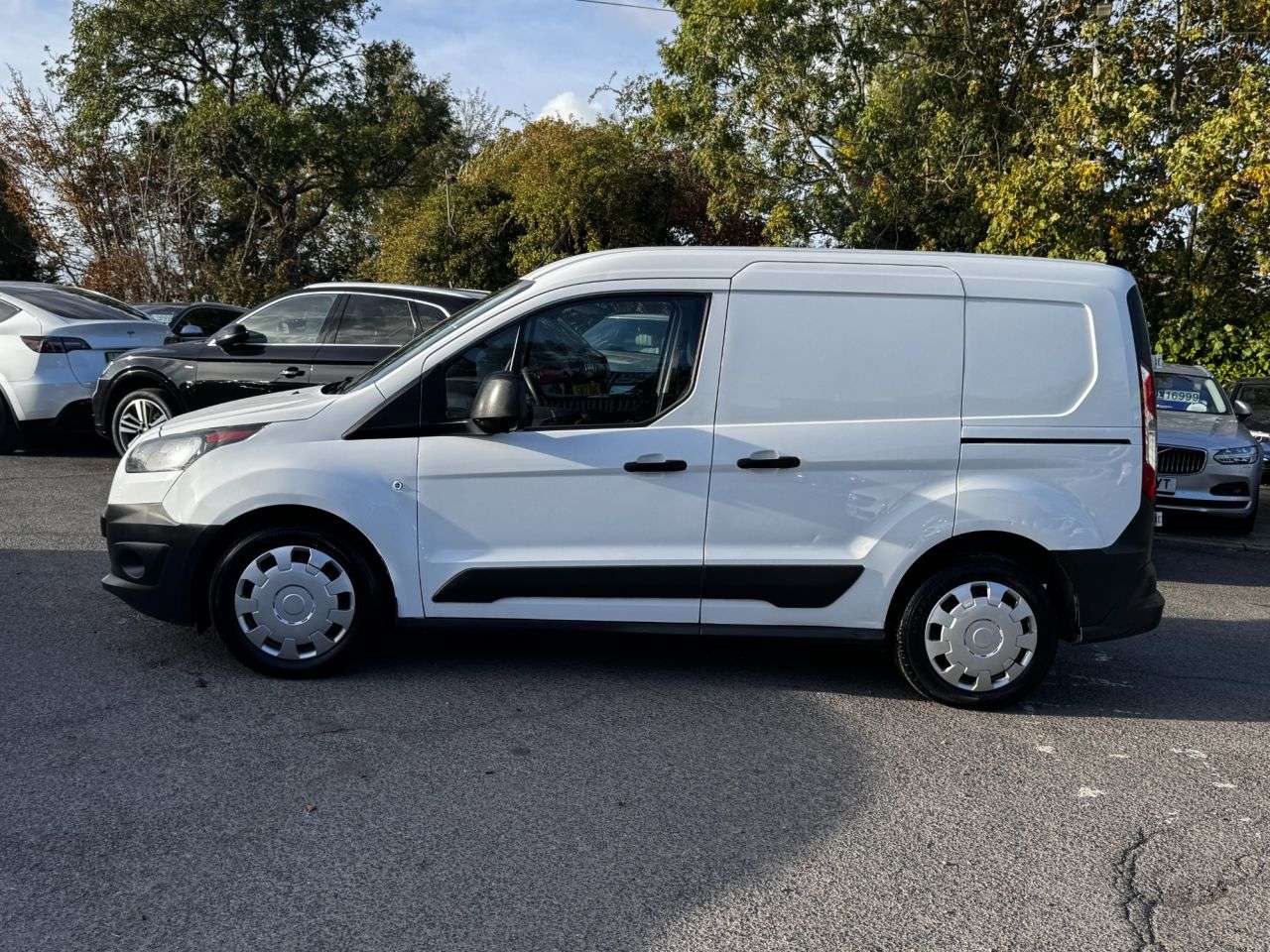 A 2017 FORD TRANSIT CONNECT 1.0T 200 Trend Panel Van 5dr Petrol Manual L1 H1 in great condition with on A 2017 FORD TRANSIT CONNECT 1.0T 200 Trend Panel Van 5dr Petrol Manual L1 H1 in great condition with on