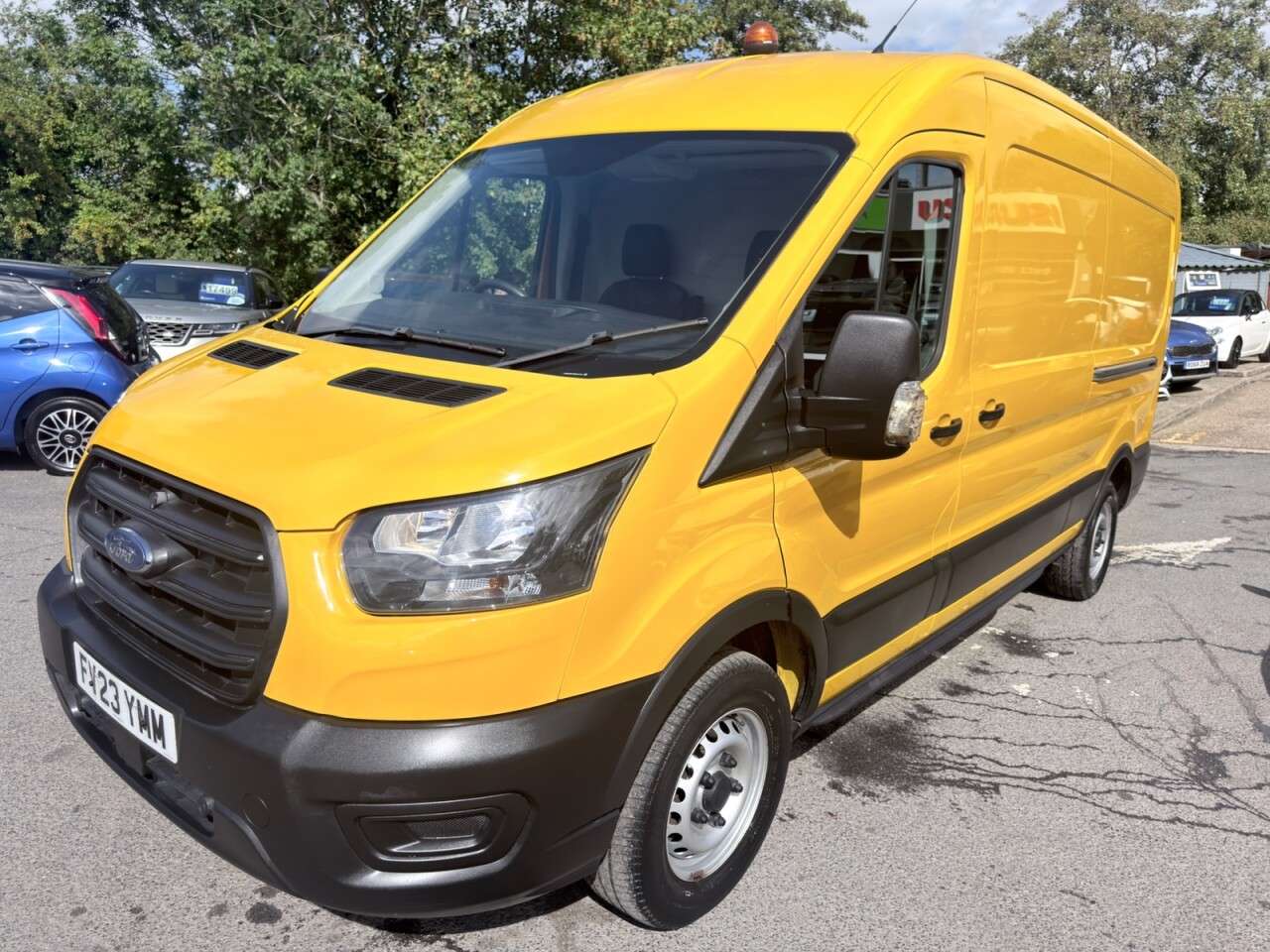 A 2023 FORD TRANSIT Yellow 2.0 350 EcoBlue Leader L3 H2 Van, 44,300 miles, Euro 6, 6-Speed manu A 2023 FORD TRANSIT Yellow 2.0 350 EcoBlue Leader L3 H2 Van, 44,300 miles, Euro 6, 6-Speed manu