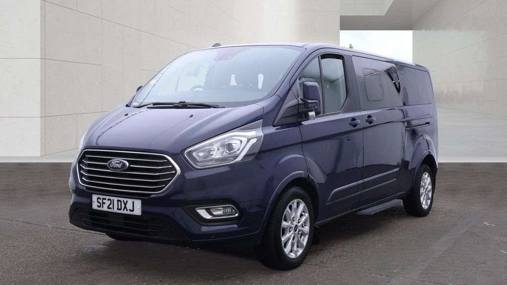 A 2021 FORD TOURNEO CUSTOM Blue 2.0 320 EcoBlue Titanium 9-Seater Minibus, 61,700 miles, Euro 6, 6-Spe A 2021 FORD TOURNEO CUSTOM Blue 2.0 320 EcoBlue Titanium 9-Seater Minibus, 61,700 miles, Euro 6, 6-Spe