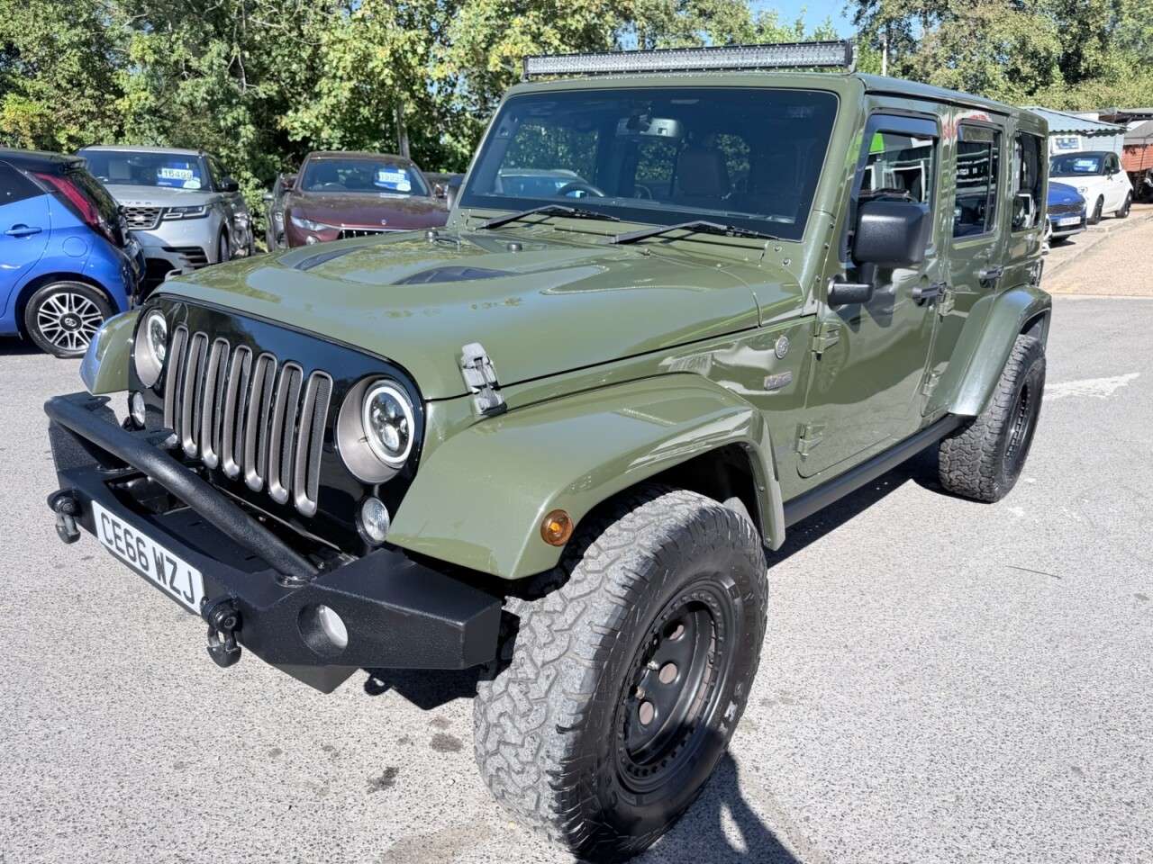 A 2016 JEEP WRANGLER Green 2.8 CRD 75th Anniversary 4WD, 78,125 miles, Euro 6 Automatic, 18in Al A 2016 JEEP WRANGLER Green 2.8 CRD 75th Anniversary 4WD, 78,125 miles, Euro 6 Automatic, 18in Al