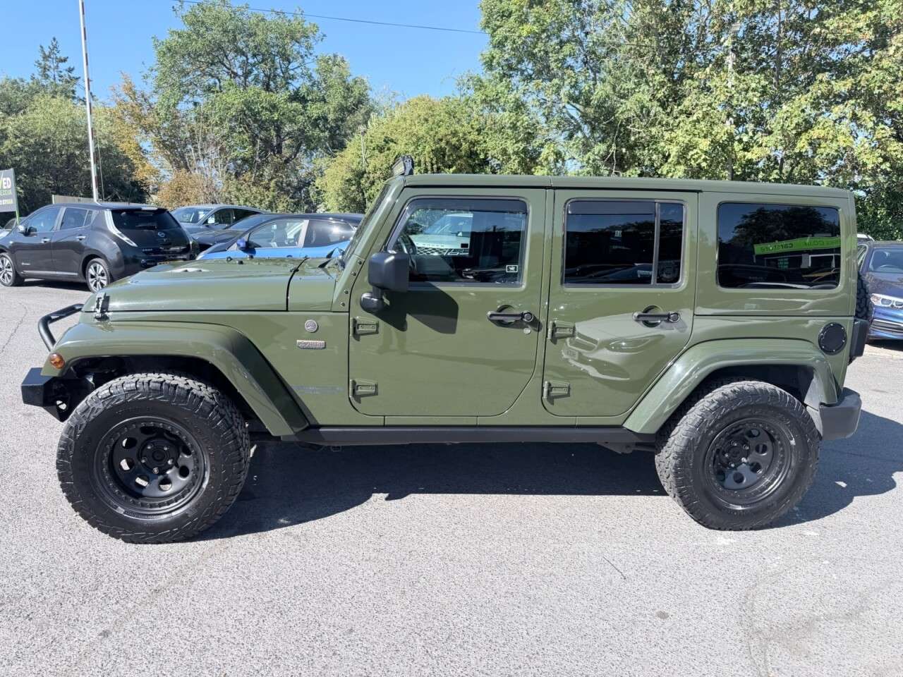 A 2016 JEEP WRANGLER Green 2.8 CRD 75th Anniversary 4WD, 78,125 miles, Euro 6 Automatic, 18in Al A 2016 JEEP WRANGLER Green 2.8 CRD 75th Anniversary 4WD, 78,125 miles, Euro 6 Automatic, 18in Al