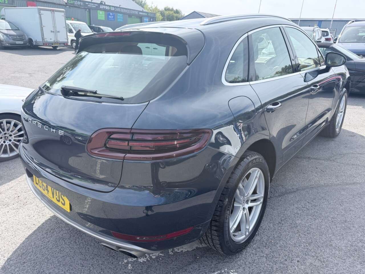 2015 PORSCHE MACAN 2015 PORSCHE MACAN