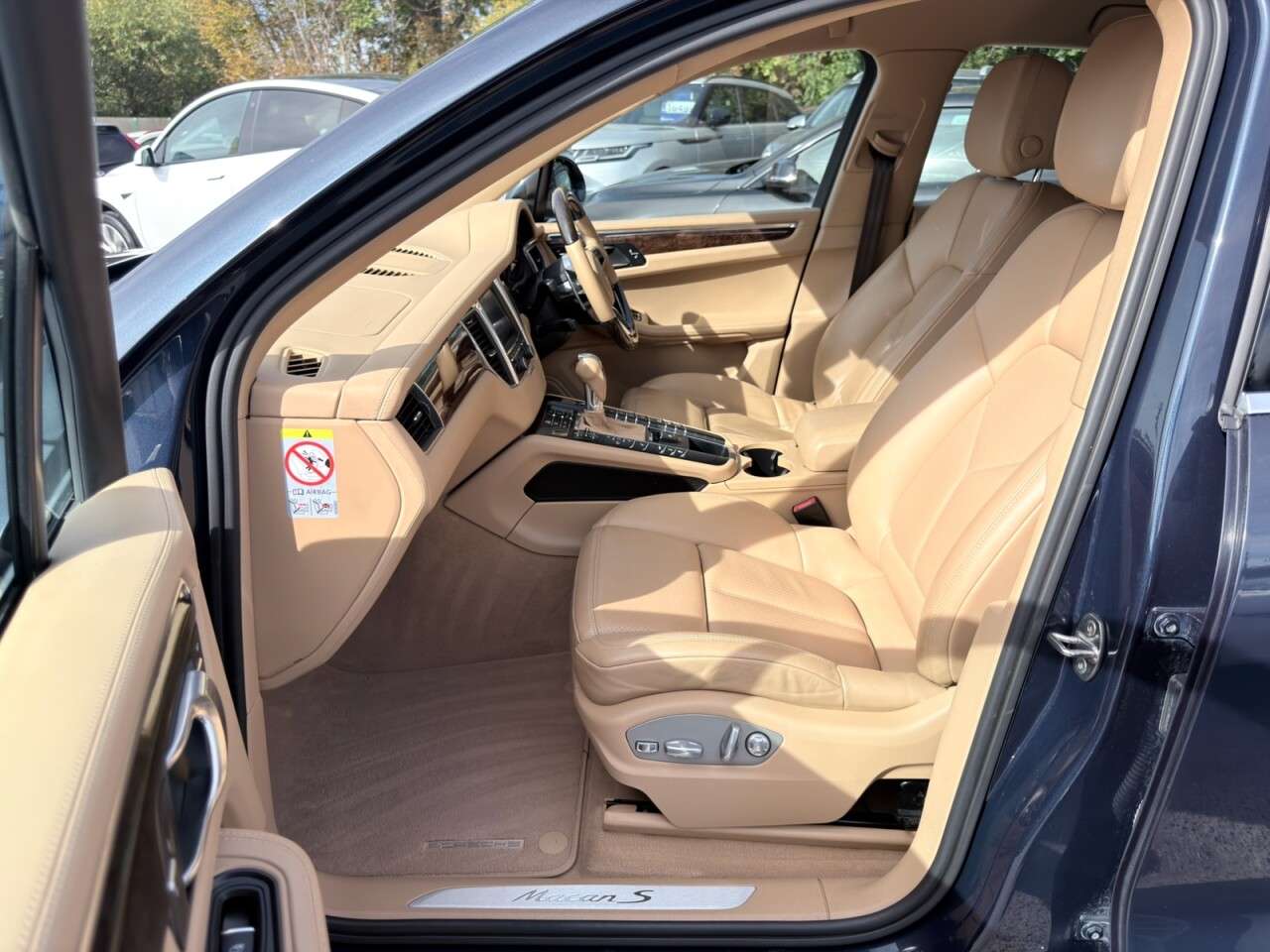 2015 PORSCHE MACAN 2015 PORSCHE MACAN