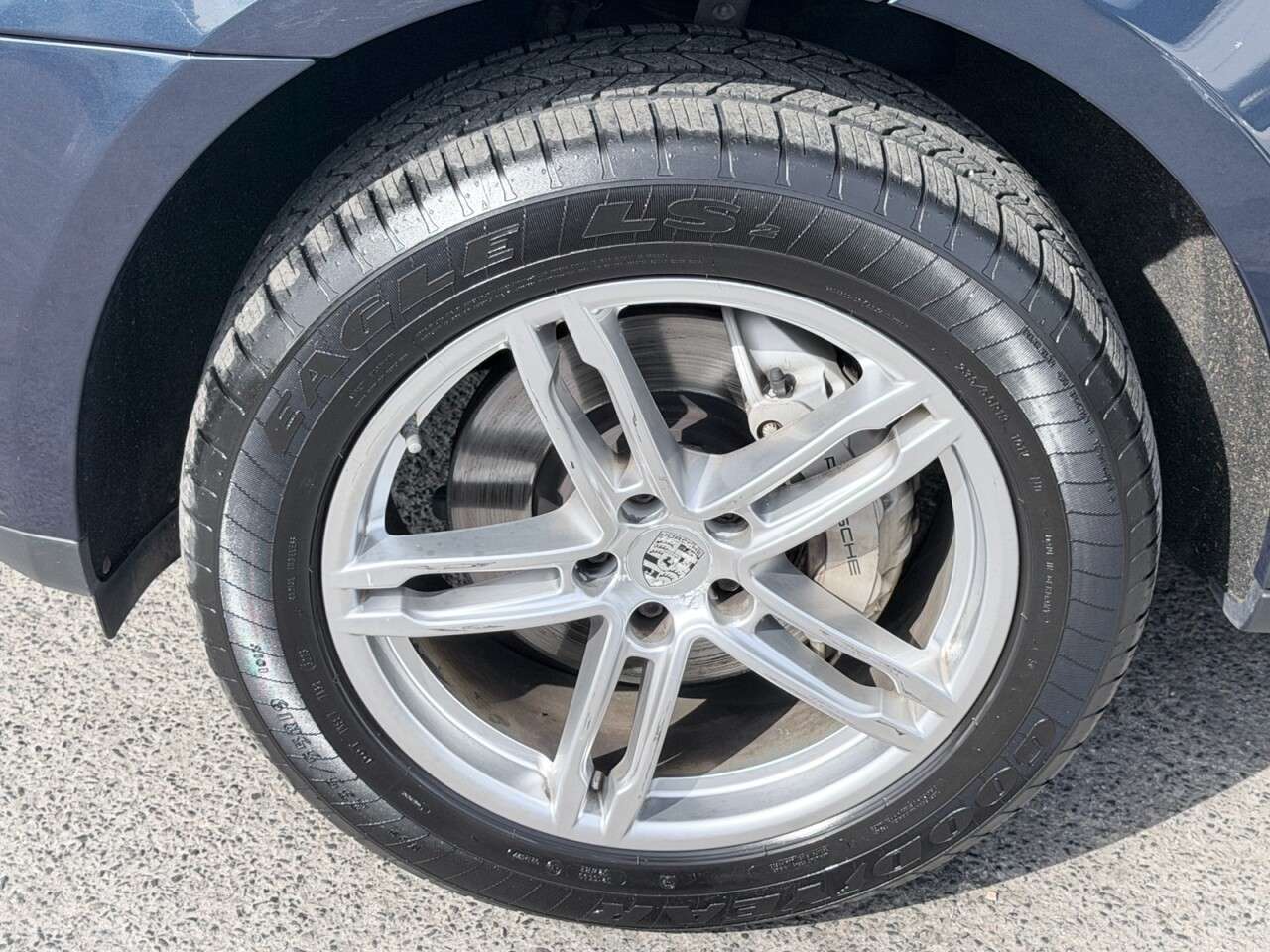 2015 PORSCHE MACAN 2015 PORSCHE MACAN