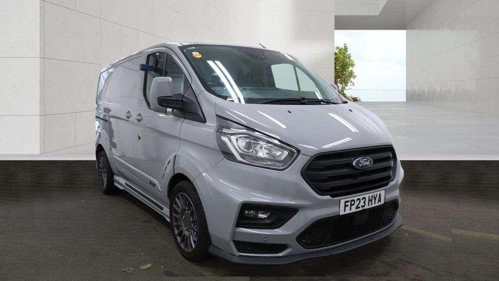A 2023 FORD TRANSIT CUSTOM Grey 2.0 320 EcoBlue MS-RT Limited Van, 31,400 miles, Euro 6, Automatic, Sa A 2023 FORD TRANSIT CUSTOM Grey 2.0 320 EcoBlue MS-RT Limited Van, 31,400 miles, Euro 6, Automatic, Sa
