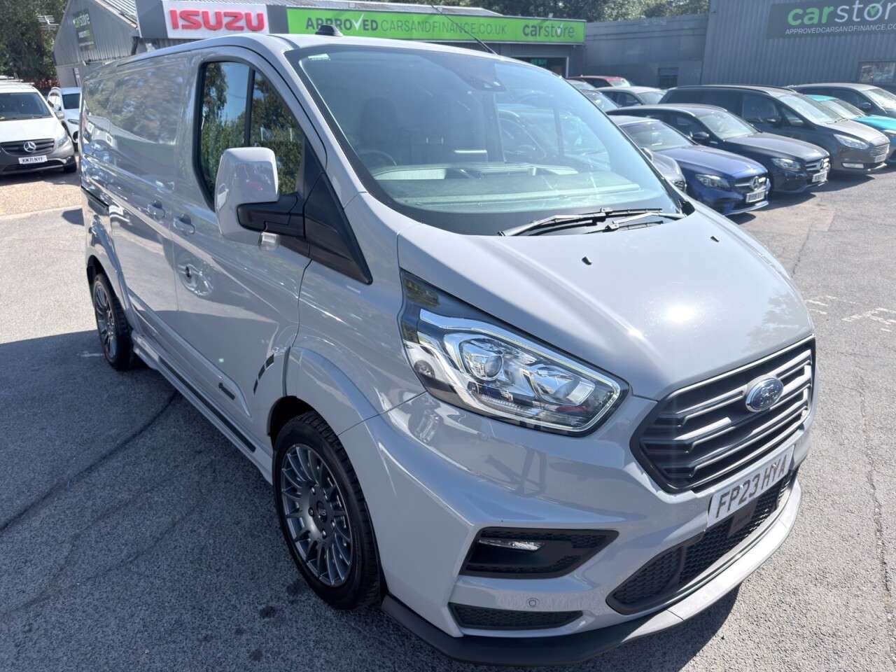 A 2023 FORD TRANSIT CUSTOM Grey 2.0 320 EcoBlue MS-RT Limited Van, 31,400 miles, Euro 6, Automatic, Sa A 2023 FORD TRANSIT CUSTOM Grey 2.0 320 EcoBlue MS-RT Limited Van, 31,400 miles, Euro 6, Automatic, Sa