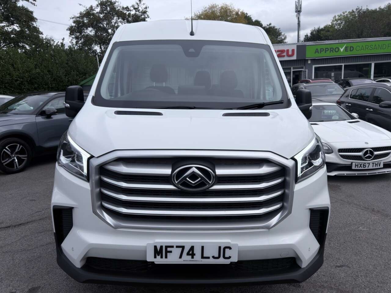 A 2024 MAXUS DELIVER 9 White 2.0 D20 L3 H2 Van, 20,200 miles, Euro 6, 6-Speed manual, Air Conditio A 2024 MAXUS DELIVER 9 White 2.0 D20 L3 H2 Van, 20,200 miles, Euro 6, 6-Speed manual, Air Conditio