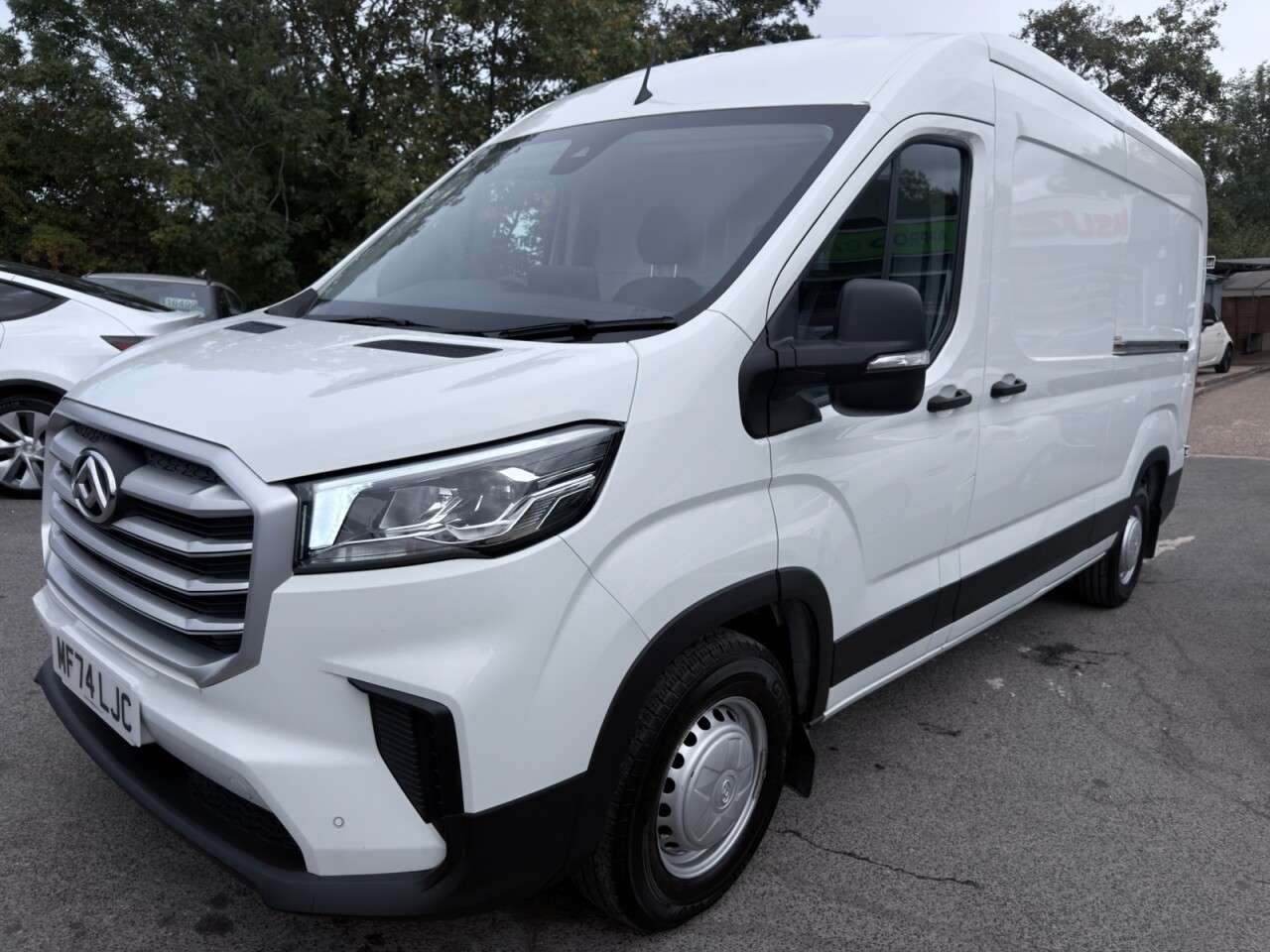 A 2024 MAXUS DELIVER 9 White 2.0 D20 L3 H2 Van, 20,200 miles, Euro 6, 6-Speed manual, Air Conditio A 2024 MAXUS DELIVER 9 White 2.0 D20 L3 H2 Van, 20,200 miles, Euro 6, 6-Speed manual, Air Conditio