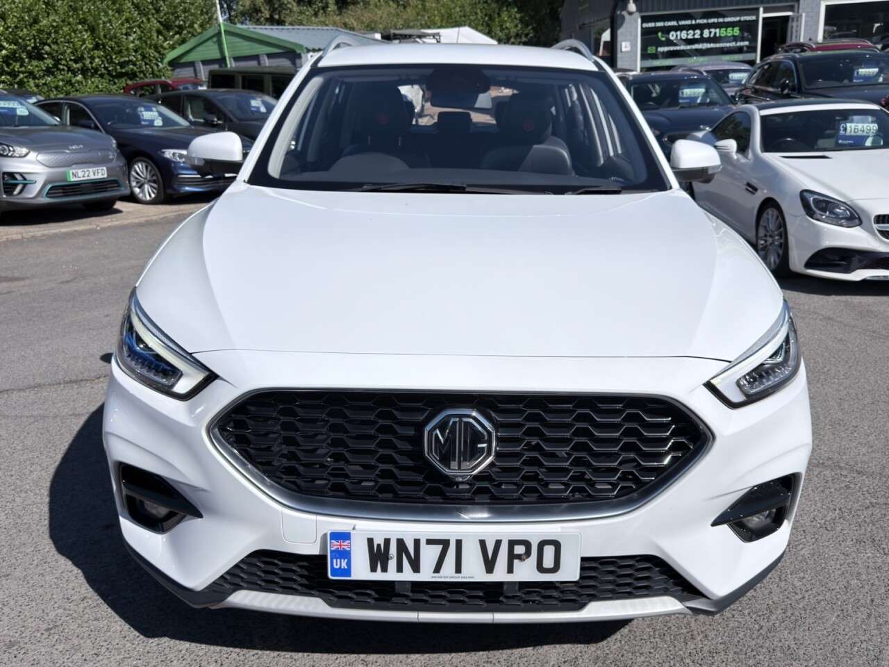 A 2021 MG MG ZS White 1.0 T-GDI Exclusive SUV, 38,815 miles, Euro 6 Automatic, 10in Touchsc A 2021 MG MG ZS White 1.0 T-GDI Exclusive SUV, 38,815 miles, Euro 6 Automatic, 10in Touchsc