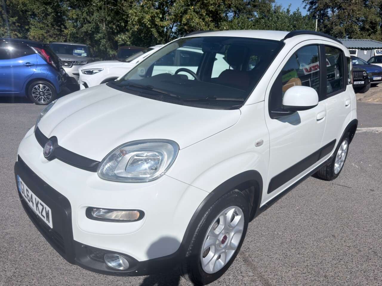 A 2014 FIAT PANDA White 1.3 MultiJet Trekking, 78,000 miles, Brilliant service history, 15in A 2014 FIAT PANDA White 1.3 MultiJet Trekking, 78,000 miles, Brilliant service history, 15in