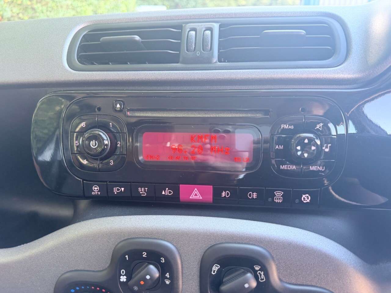 2014 FIAT PANDA 2014 FIAT PANDA