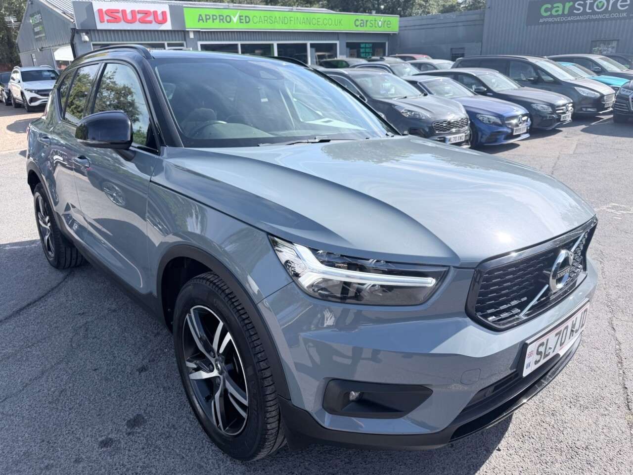 A 2020 VOLVO XC40 Grey 1.5 T3 R-Design SUV, 62,540 miles, Euro 6, 6-Speed manual, 9in Touchsc A 2020 VOLVO XC40 Grey 1.5 T3 R-Design SUV, 62,540 miles, Euro 6, 6-Speed manual, 9in Touchsc