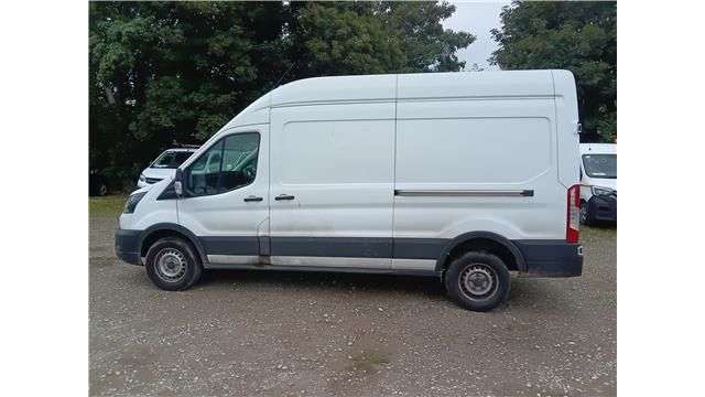A 2022 FORD TRANSIT White 2.0 350 EcoBlue Leader L3 H3 Van, 37,300 miles, Euro 6, 6-Speed manua A 2022 FORD TRANSIT White 2.0 350 EcoBlue Leader L3 H3 Van, 37,300 miles, Euro 6, 6-Speed manua