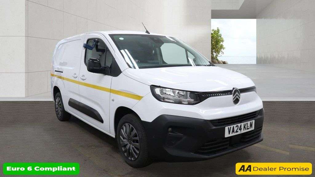 A 2024 CITROEN BERLINGO White 1.5 BlueHDi 950 Driver XL LWB Van, 21,200 miles, Euro 6, 6-Speed manu A 2024 CITROEN BERLINGO White 1.5 BlueHDi 950 Driver XL LWB Van, 21,200 miles, Euro 6, 6-Speed manu