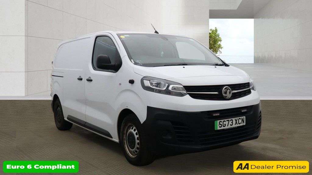 A 2023 VAUXHALL VIVARO ELECTRIC White 3100 75kWh Prime L1 H1 EV, 23,300 miles, Automatic, heated seats, Car A 2023 VAUXHALL VIVARO ELECTRIC White 3100 75kWh Prime L1 H1 EV, 23,300 miles, Automatic, heated seats, Car