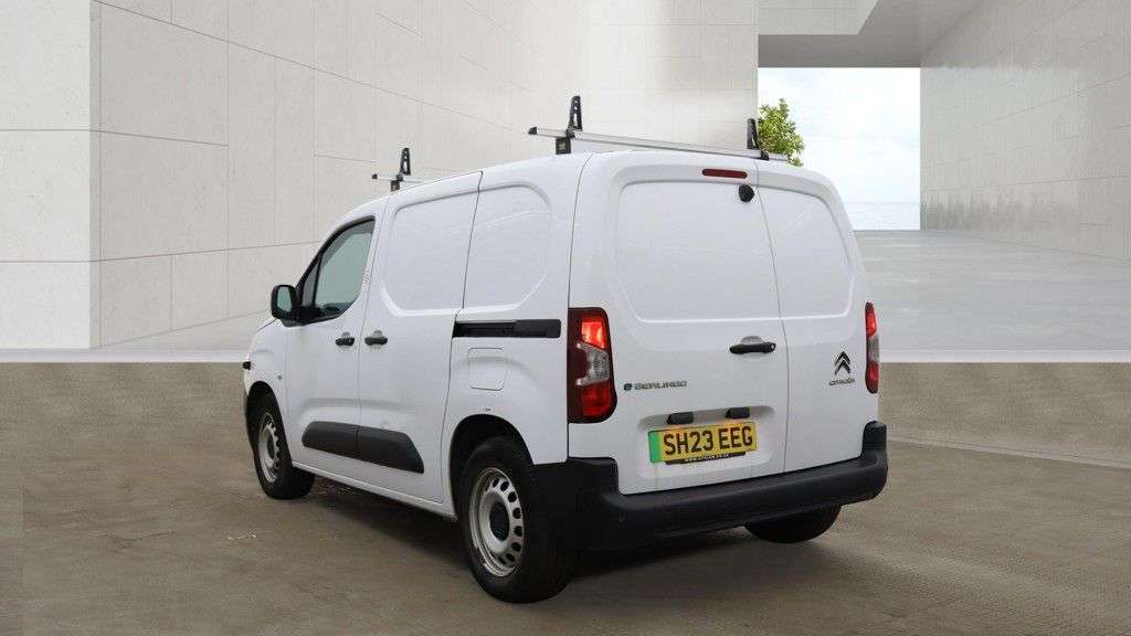 A 2023 CITROEN E-BERLINGO White 50kWh Enterprise Edition M SWB EV, 12,300 miles, auto, 8in Screen, Ca A 2023 CITROEN E-BERLINGO White 50kWh Enterprise Edition M SWB EV, 12,300 miles, auto, 8in Screen, Ca