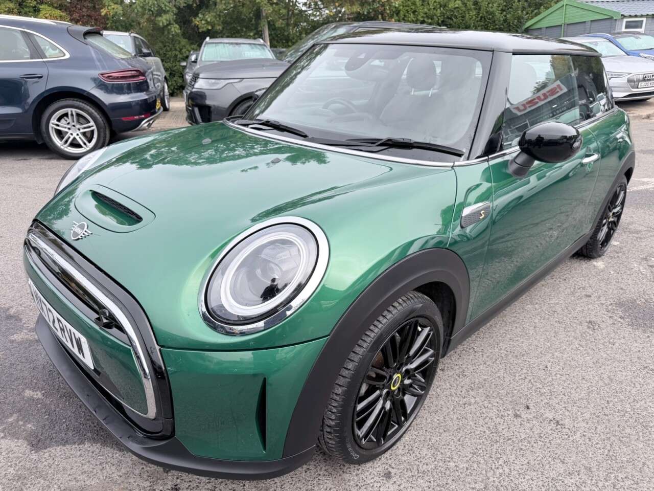 A 2022 MINI ELECTRIC HATCH MINI Cooper SE Level 2 in British Racing Green , 20,096 miles, 33kWh EV, Fu A 2022 MINI ELECTRIC HATCH MINI Cooper SE Level 2 in British Racing Green , 20,096 miles, 33kWh EV, Fu