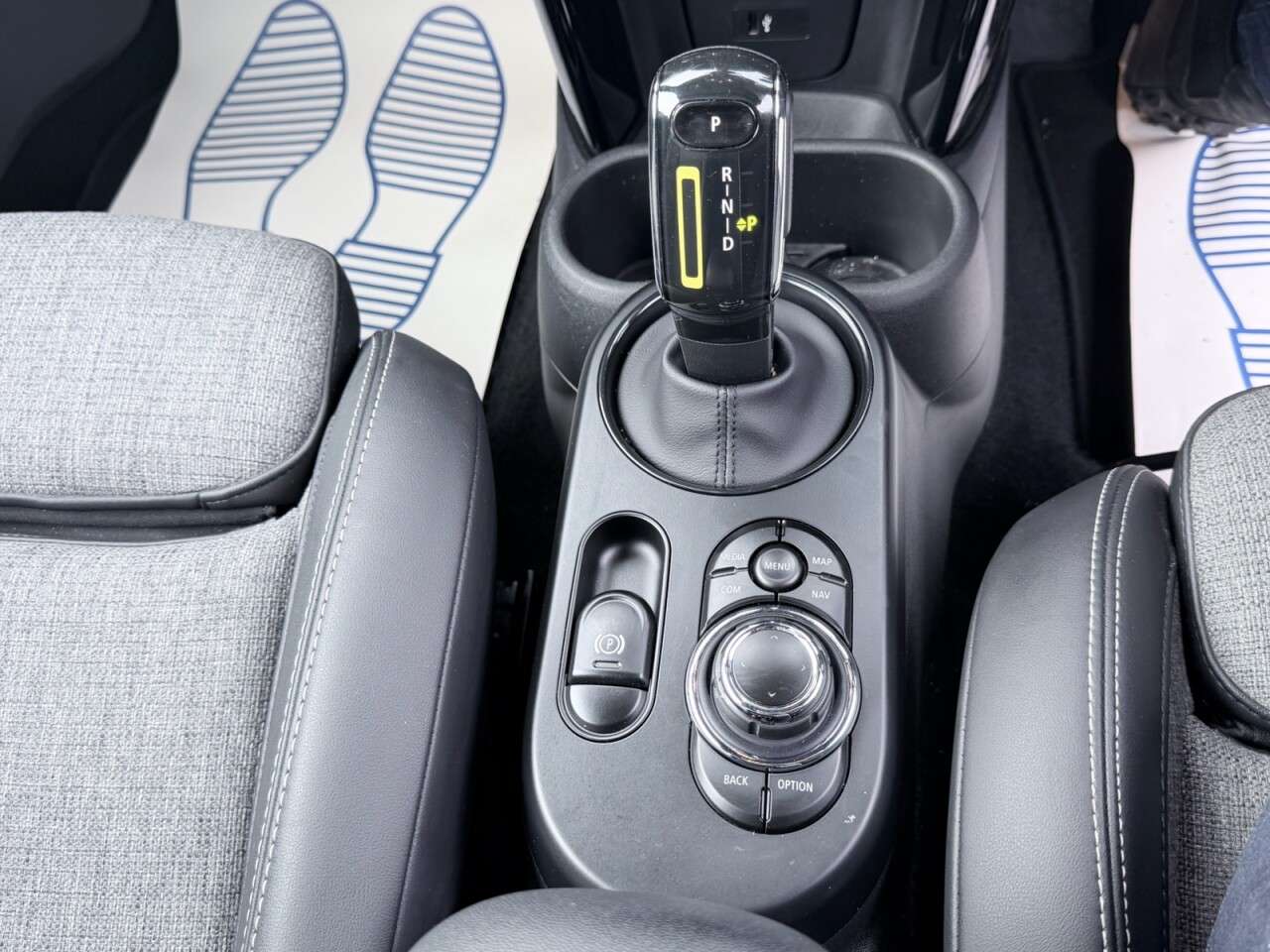 2022 MINI ELECTRIC HATCH 2022 MINI ELECTRIC HATCH