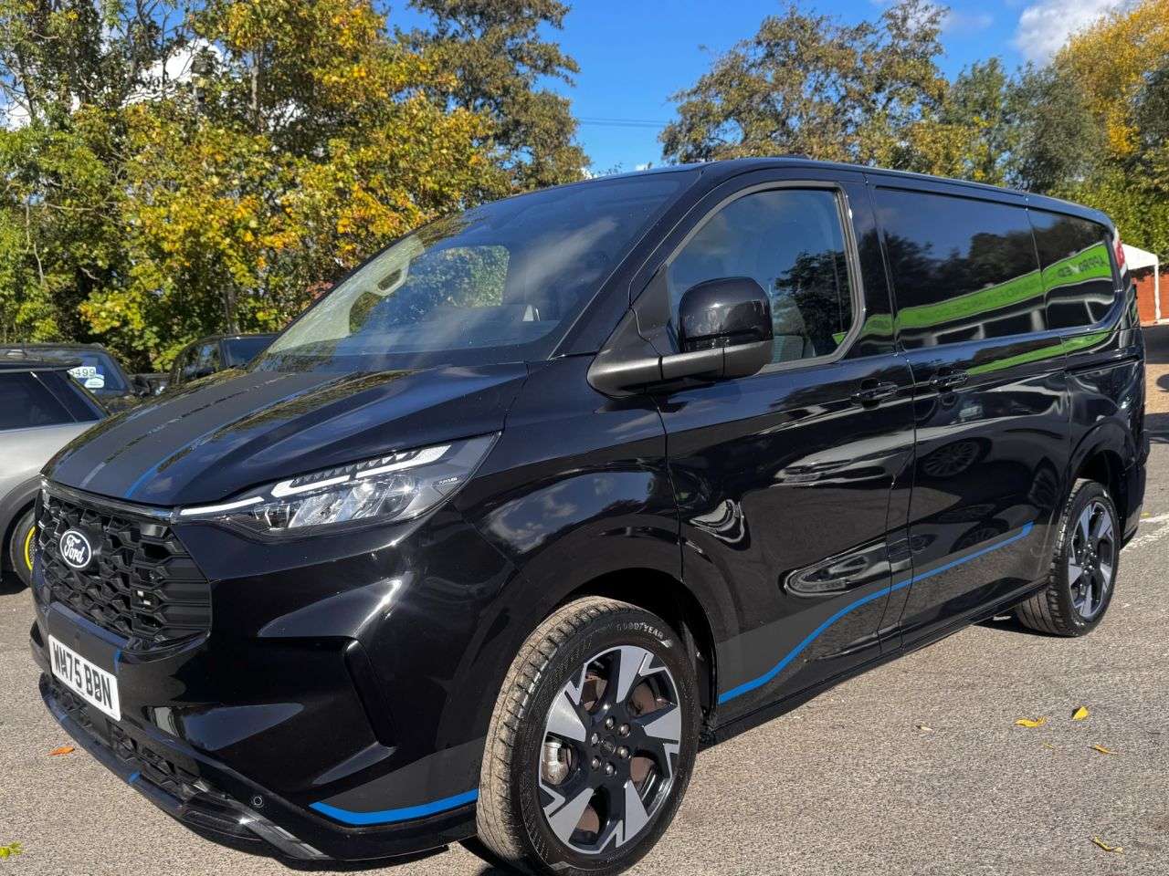 A 2025 FORD TRANSIT CUSTOM Black 2.0 320 EcoBlue Sport L1 H1 Van, 8,100 miles, Euro 6, Automatic, 13in A 2025 FORD TRANSIT CUSTOM Black 2.0 320 EcoBlue Sport L1 H1 Van, 8,100 miles, Euro 6, Automatic, 13in