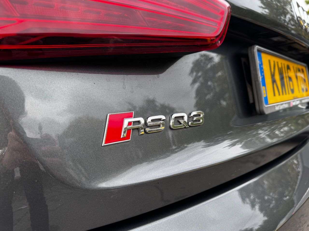 2016 AUDI RS Q3 2016 AUDI RS Q3