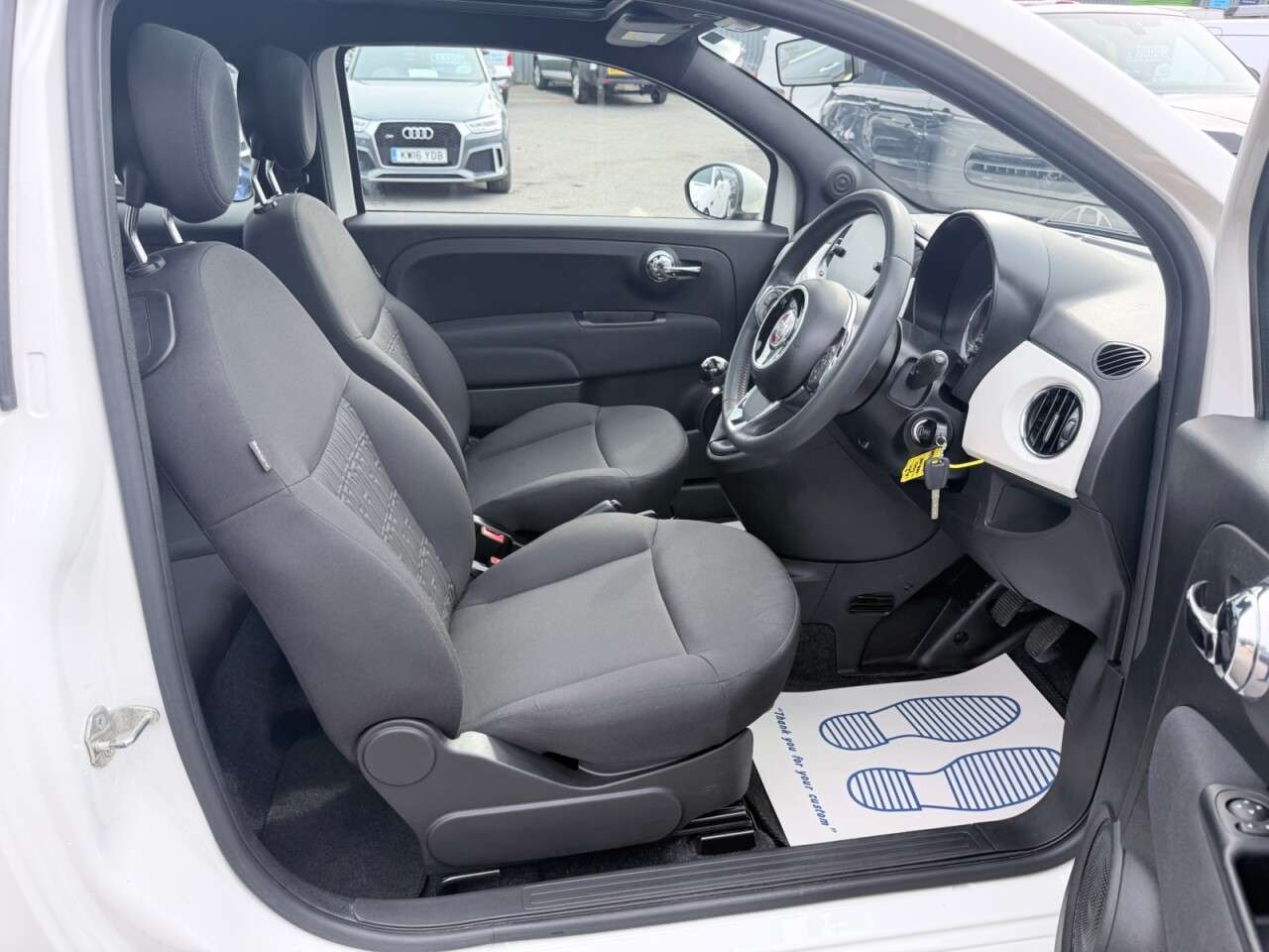 2023 FIAT 500 2023 FIAT 500