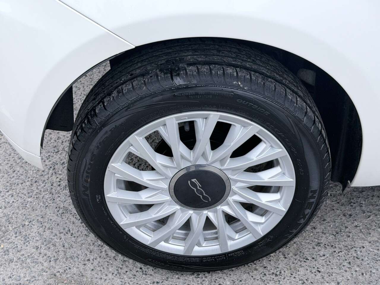2023 FIAT 500 2023 FIAT 500