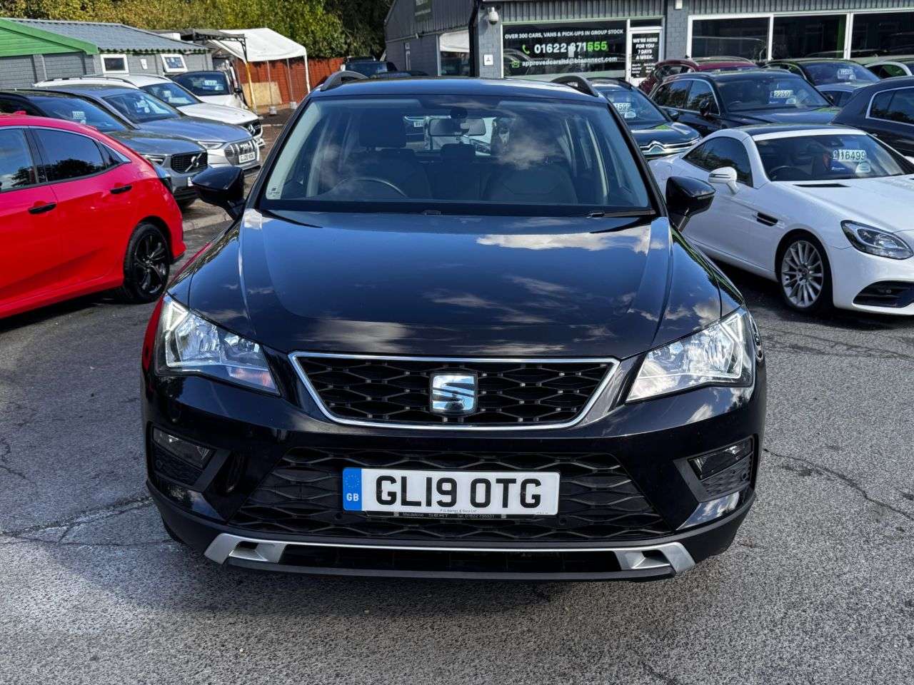 A 2019 SEAT ATECA 2.0 TDI SE SUV 5dr Diesel DSG Euro 6 (s/s) (150 ps) in solid black with all A 2019 SEAT ATECA 2.0 TDI SE SUV 5dr Diesel DSG Euro 6 (s/s) (150 ps) in solid black with all