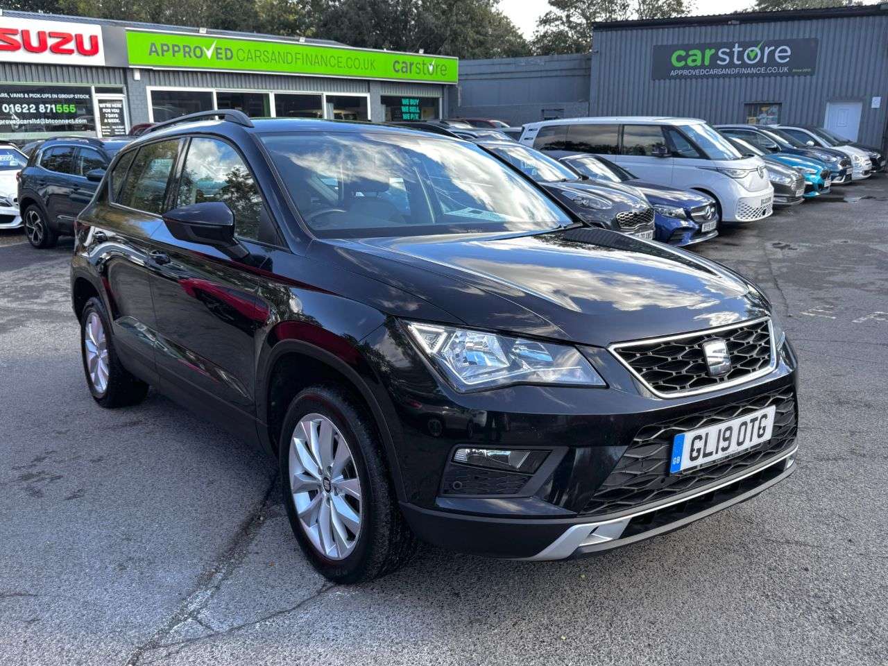 A 2019 SEAT ATECA 2.0 TDI SE SUV 5dr Diesel DSG Euro 6 (s/s) (150 ps) in solid black with all A 2019 SEAT ATECA 2.0 TDI SE SUV 5dr Diesel DSG Euro 6 (s/s) (150 ps) in solid black with all
