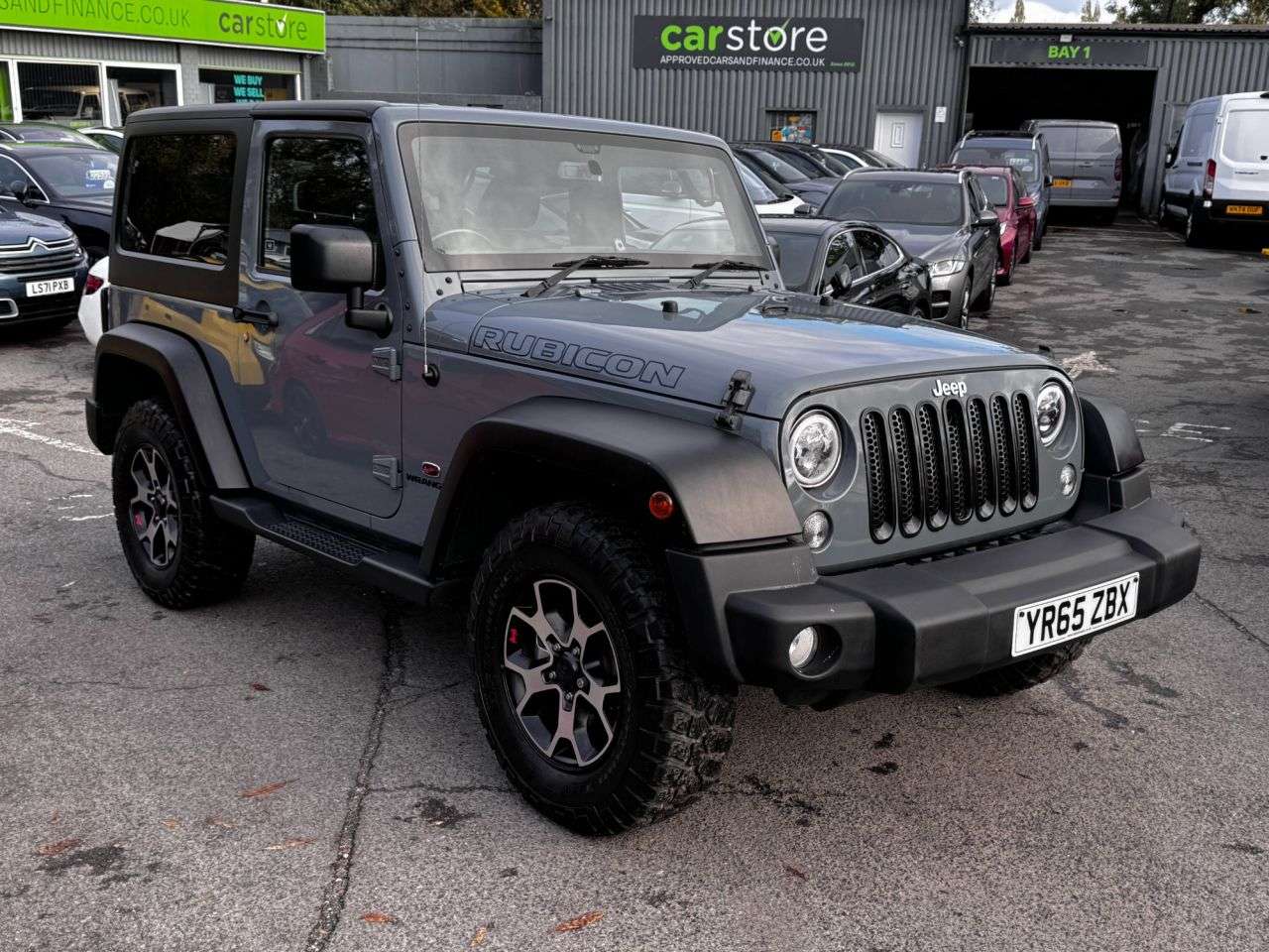 A 2015 JEEP WRANGLER 2.8 CRD Overland SUV 2dr Diesel Auto 4WD Euro 5 (197 bhp)with a removable r A 2015 JEEP WRANGLER 2.8 CRD Overland SUV 2dr Diesel Auto 4WD Euro 5 (197 bhp)with a removable r